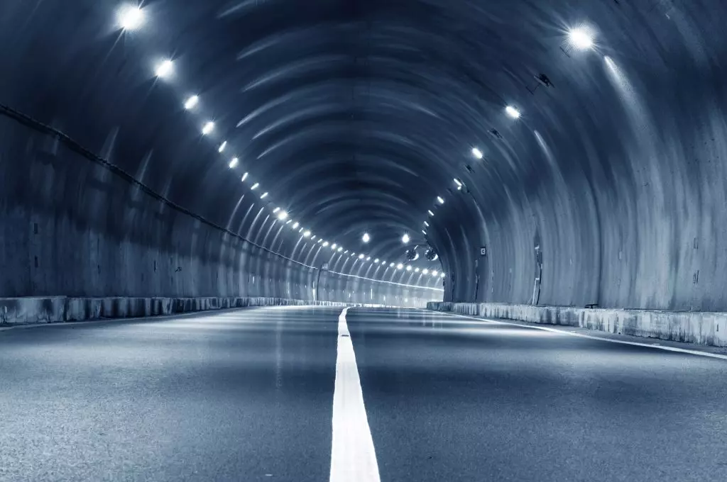 LED tunnel lighting